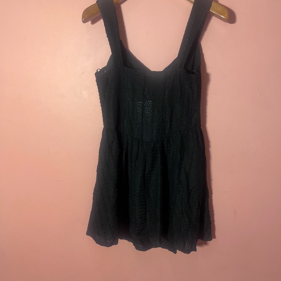 Forever 21 Black Textured Tank Top - Picture 2 of 6